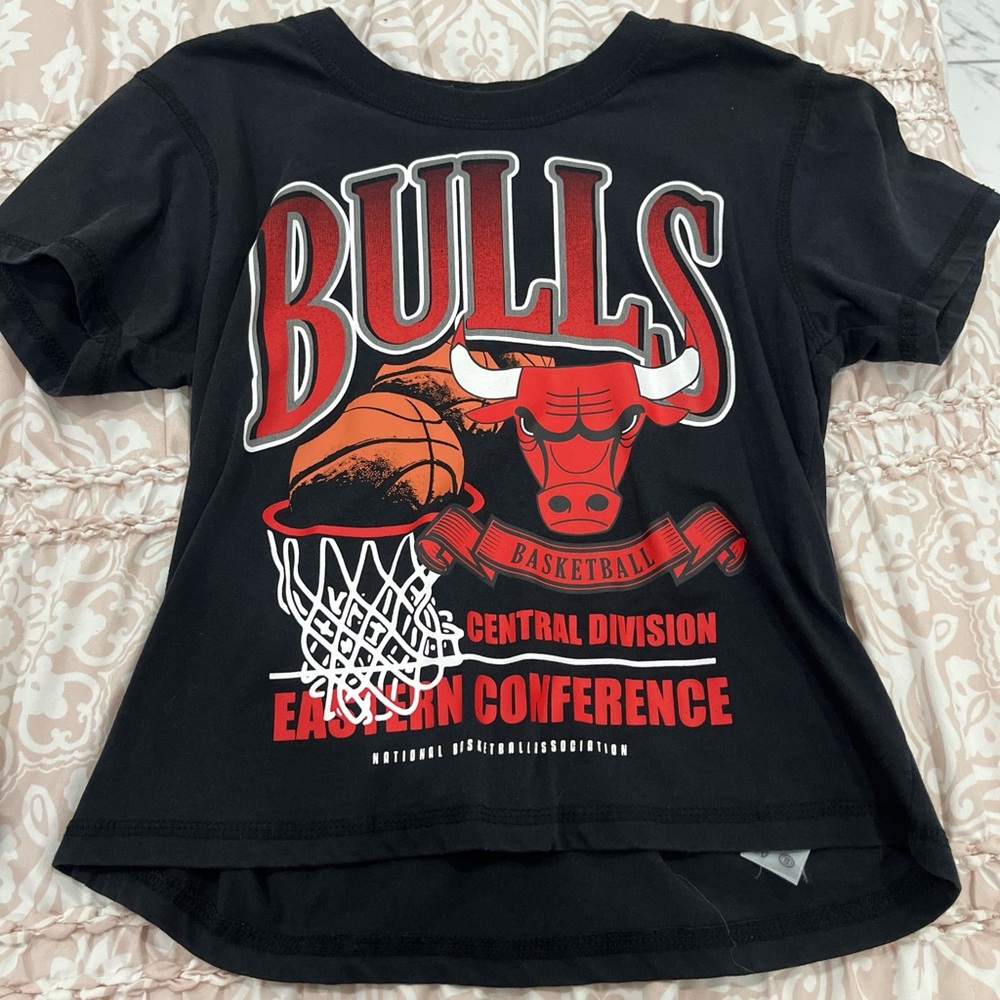 Women’s Black Bulls Graphic T-Shirt